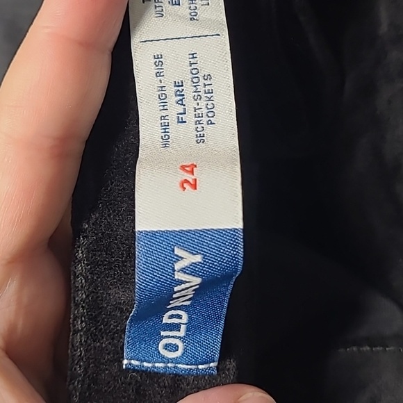 Old Navy Black Velvet Higher High Rise Flare Jeans - Picture 6 of 8